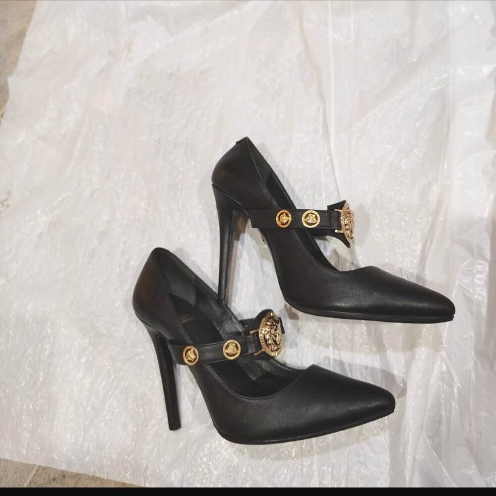 Versace Italian black leather pointed toe high heel Medusa strap pumps shoes 39